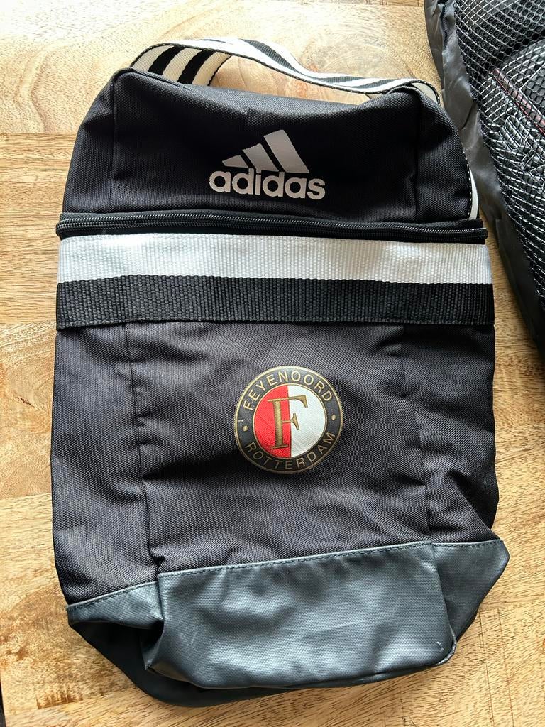 2 st Adidas Feyenoord schoudertas en dirink fles, Ophalen, Gebruikt, Zwart, Overige merken