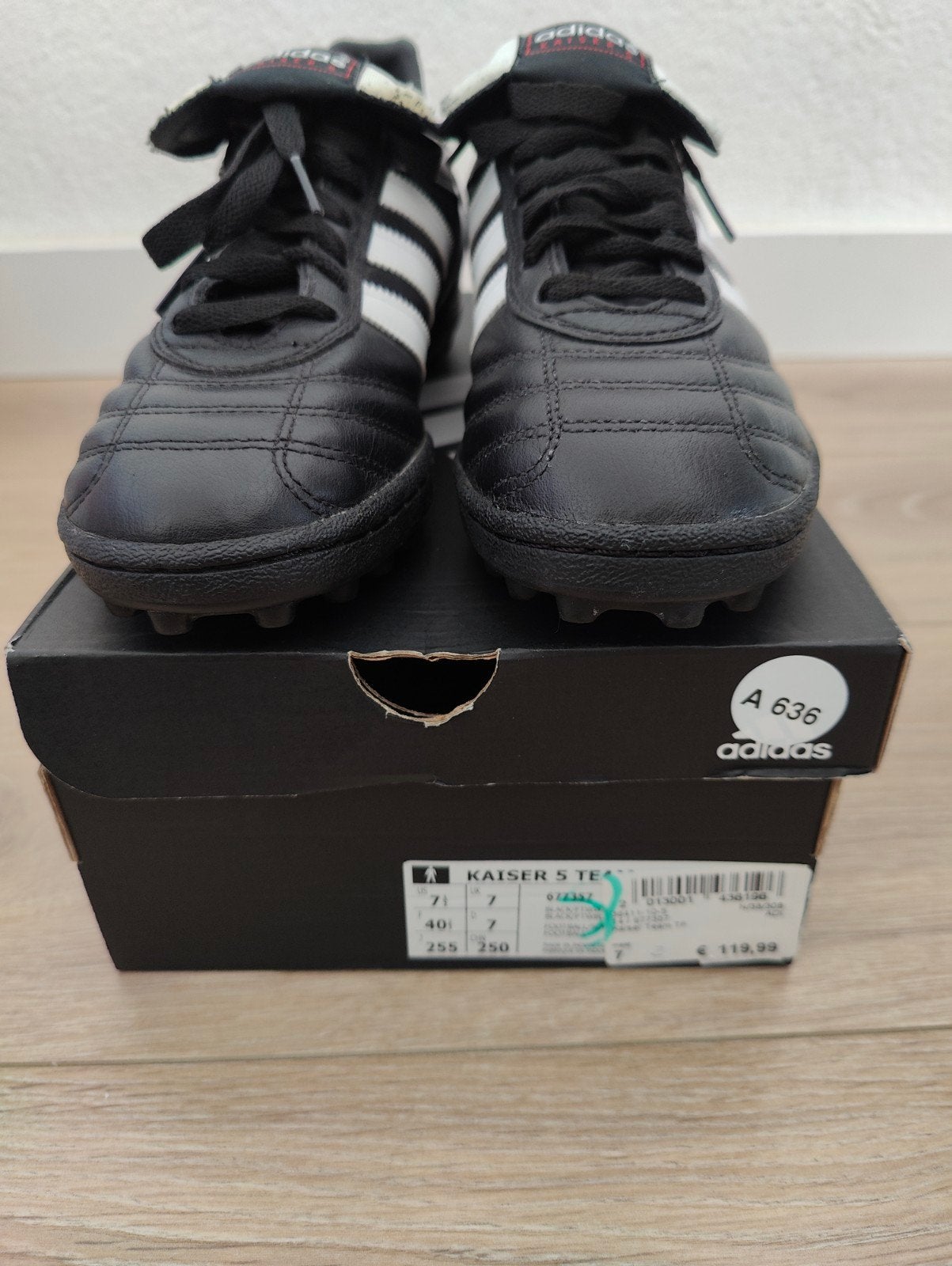 Adidas Kaiser 5 Team voetbalschoenen, Ophalen of Verzenden, Nieuw, Schoenen