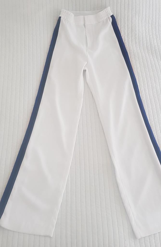 Zara flared pantalon maat xs wit met strepen broeken broek, Verzenden, Maat 34 (XS) of kleiner, Lang, Wit