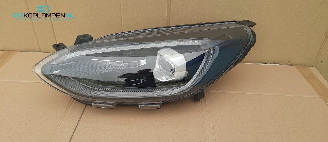 Ford Fiesta MK8 ST Facelift Full Led Koplamp links, Gebruikt, -, -, Ophalen of Verzenden