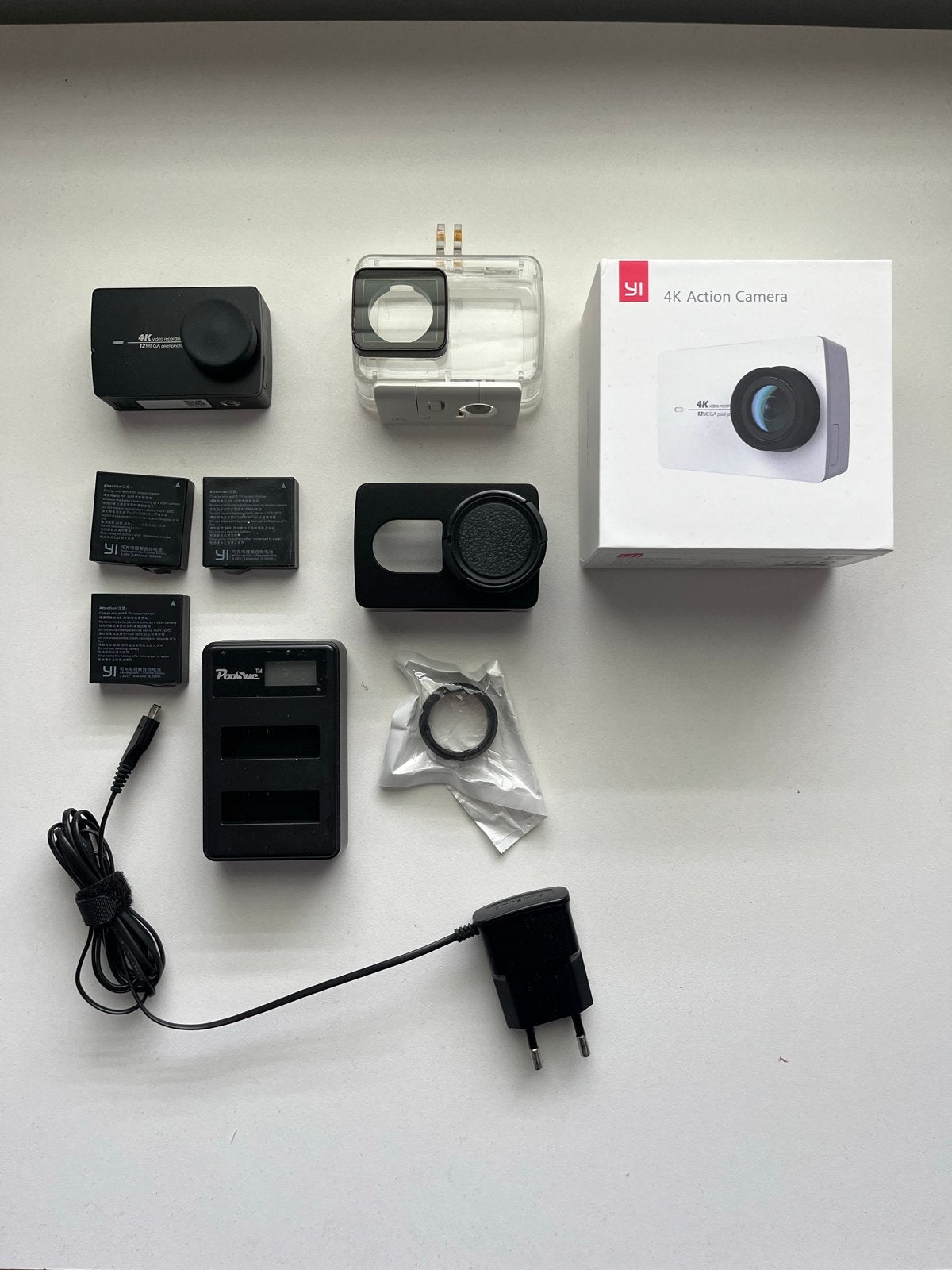 YI 4K Action Camera met uitgebreide accessoireset, Ophalen of Verzenden, Zo goed als nieuw, Overige merken