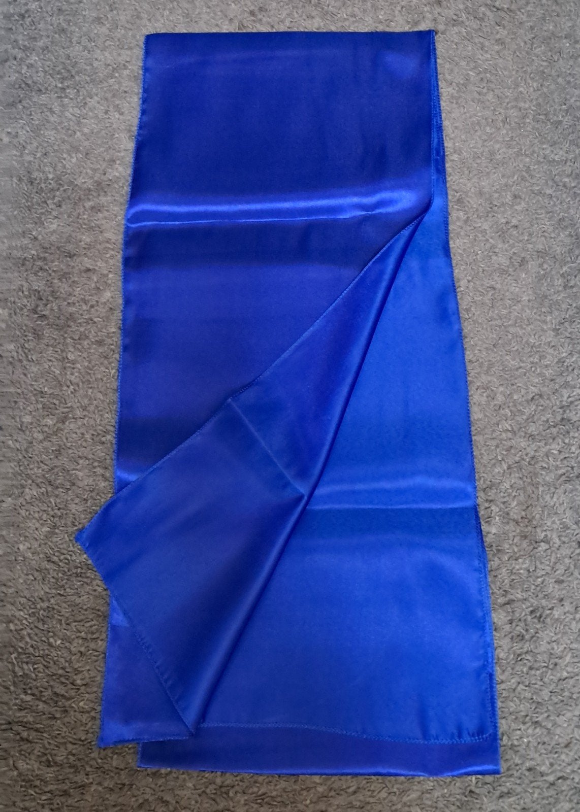 Blauw satijnen tafelloper., Ophalen of Verzenden, Rechthoek