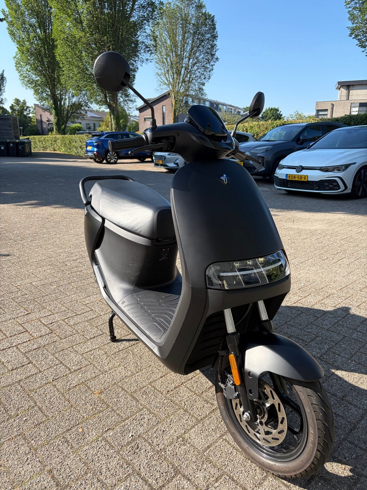 Scooter Elektrisch Segway E110SE Launch Edition, Fietsen en Brommers, Snorfietsen en Snorscooters, Ophalen, Zo goed als nieuw