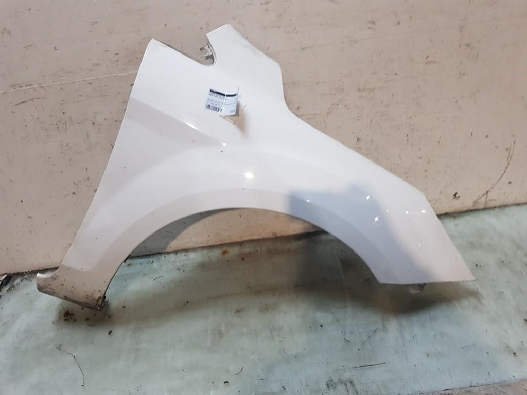 Spatbord Rechts Voor Ford Focus 2 Wagon 2009 1521596, Gebruikt, Henry-Ford-Straße  1, Köln 50735, , Duitsland, Ford-Werke GmbH