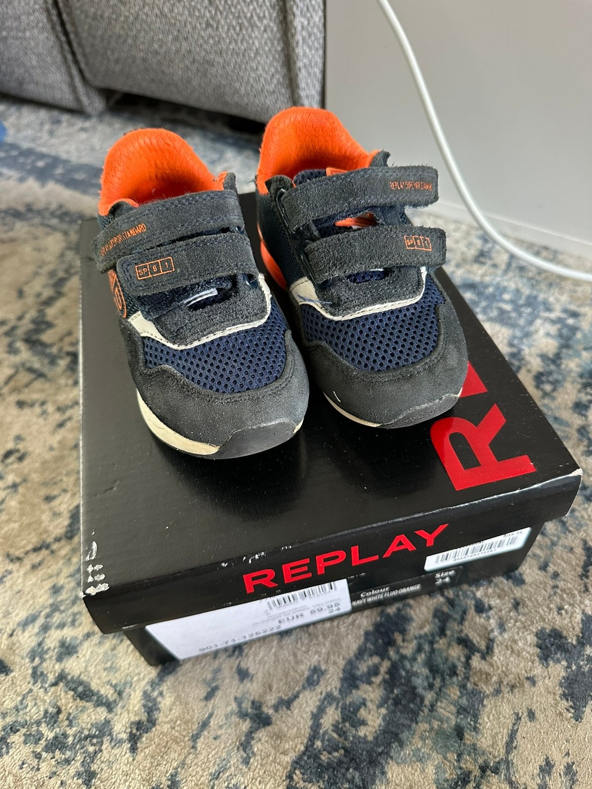 Stoere blauw oranje sneakers met klittenband Replay maat 24, Gebruikt, Schoenen, Ophalen of Verzenden, Jongen