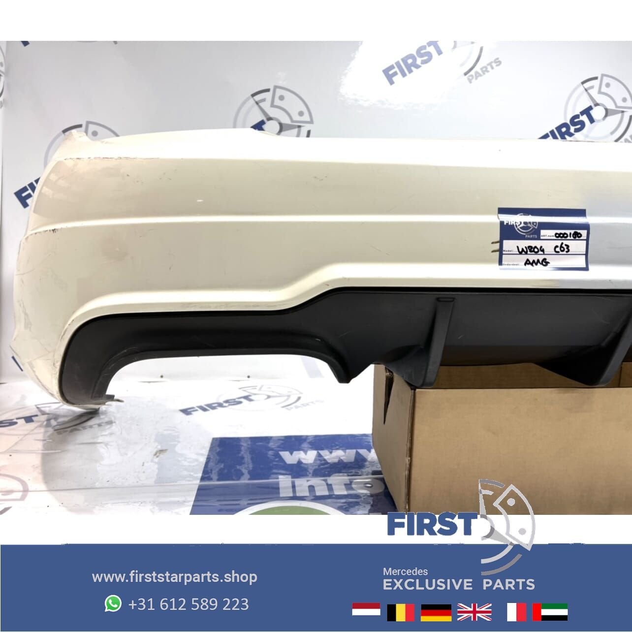 W204 C63 AMG FACELIFT ACHTERBUMPER + DIFFUSER Mercedes C Kla, -, Ophalen of Verzenden, Achter, Bumper