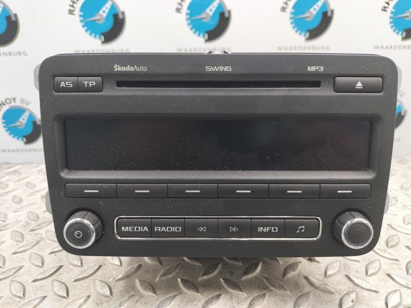 SKODA FABIA 1.2 TDI Greenline Classis RADIO 2011, Ophalen of Verzenden, Gebruikt, Stiba lid