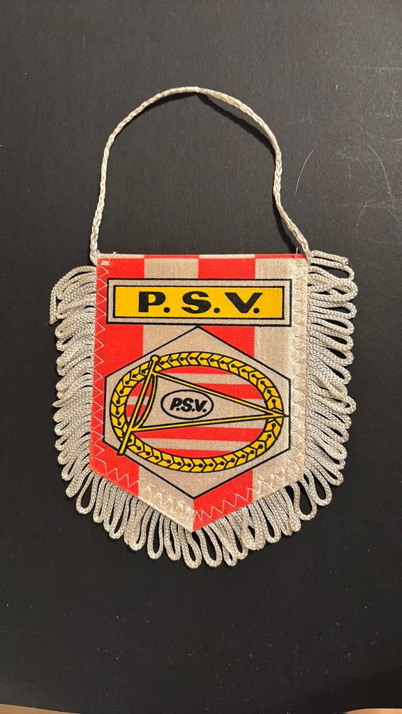 PSV Eindhoven oud vaantje in goede staat, Verzenden, Gebruikt, PSV, Vaantje of Sjaal