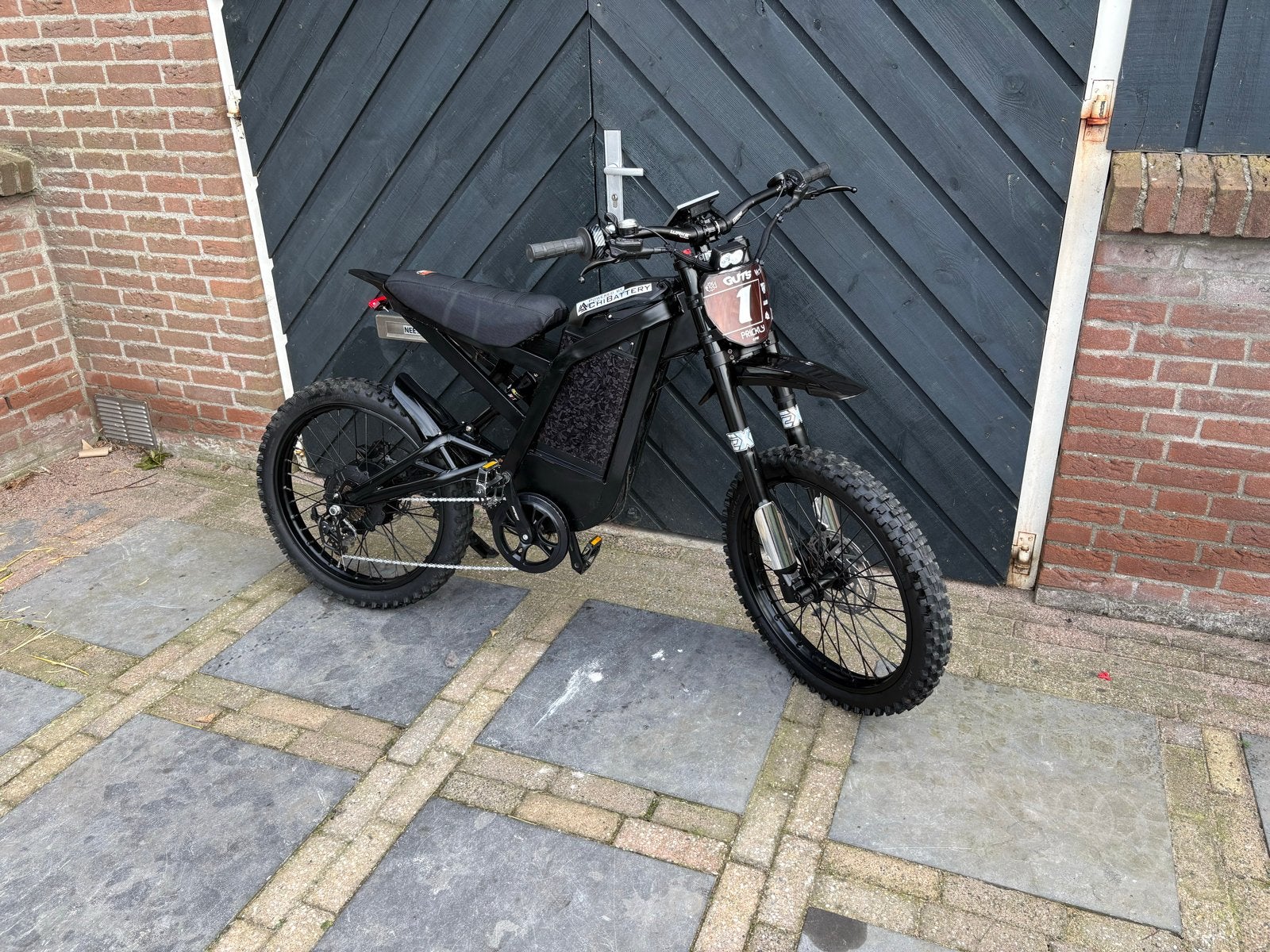 Custom GT2000, Ophalen, Gebruikt