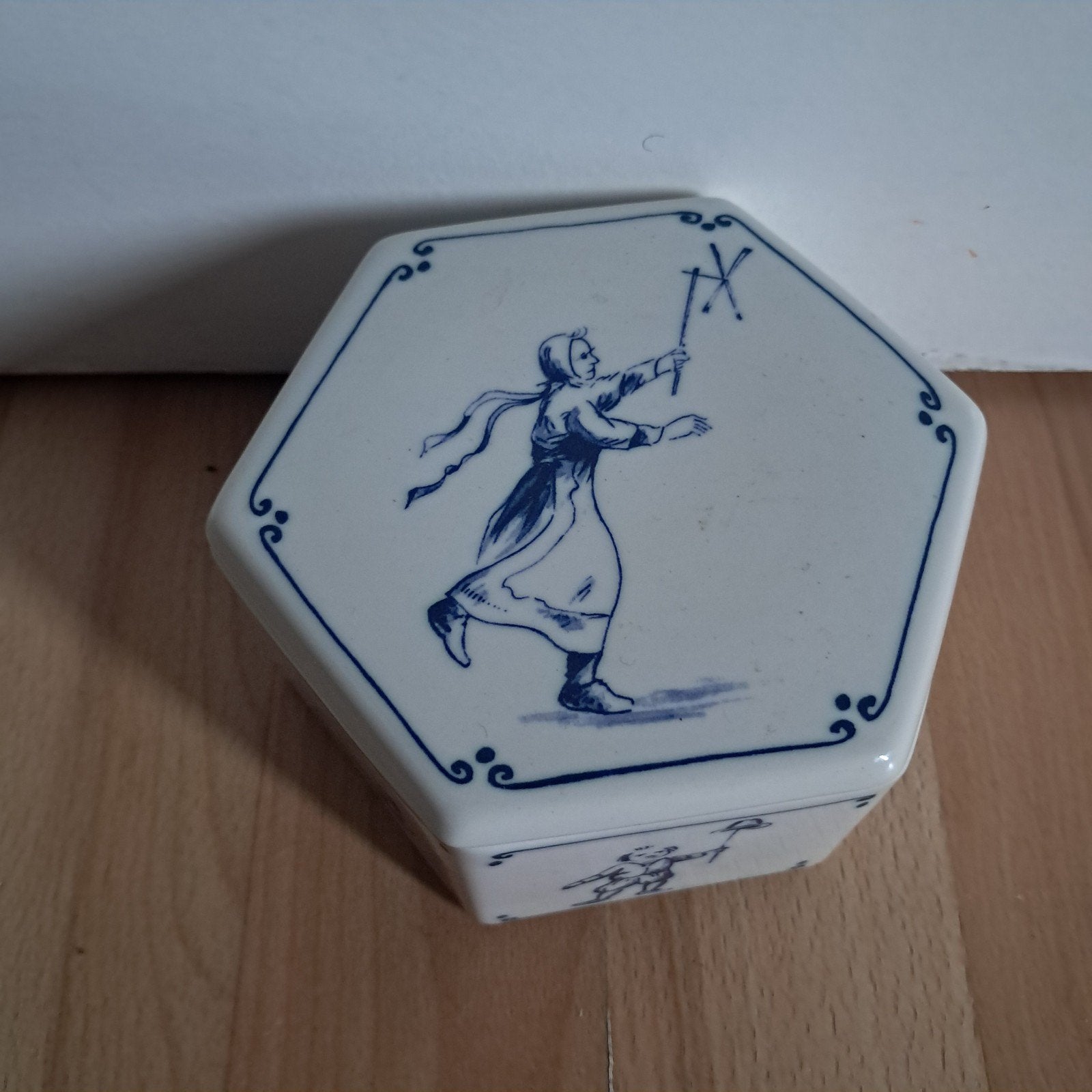 Regina Delfts blauw antiek doosje, Antiek en Kunst, Ophalen of Verzenden