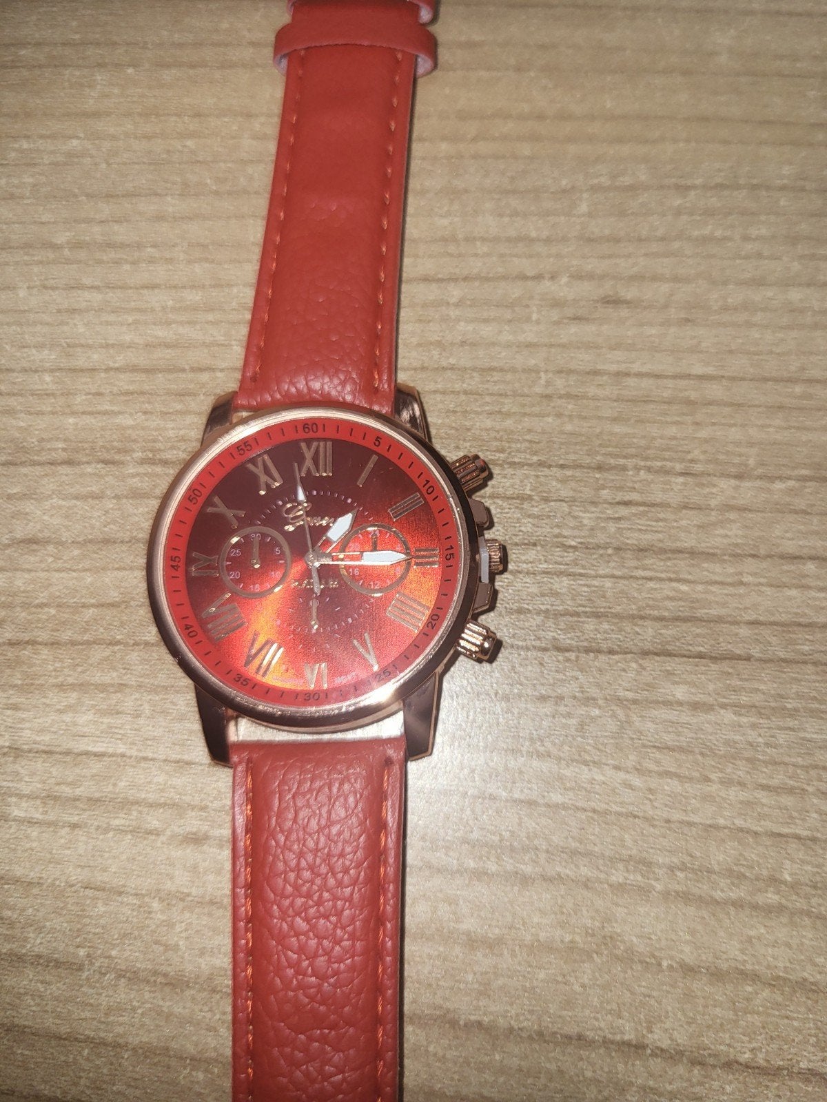 Stijlvol Rood Polshorloge met Leren Band, Overige merken, Overige materialen, Leer, Polshorloge
