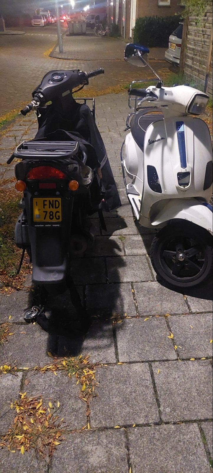 Vespa s sport (2012) vespa s wit (2013) kymco carry (2023), Ophalen, Gebruikt
