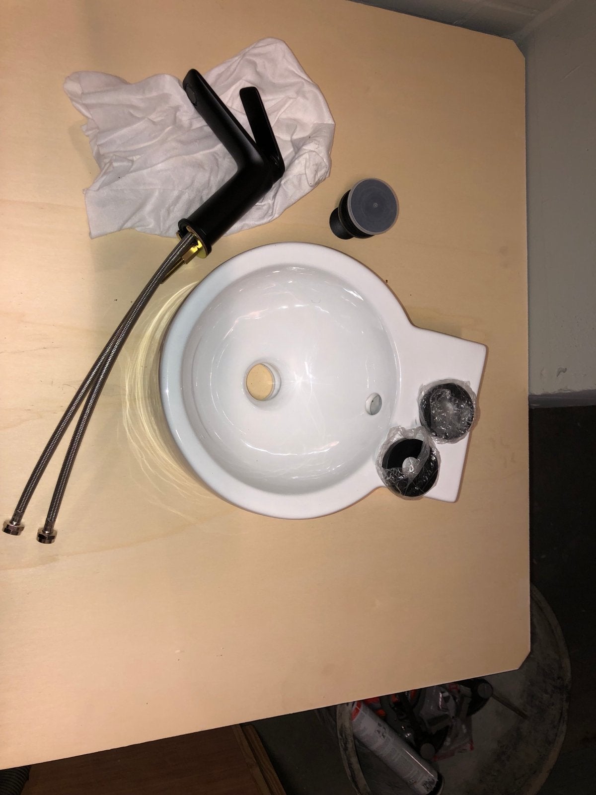 Wastafel met zwarte kraan en afvoerplug, Doe-het-zelf en Verbouw, Ophalen of Verzenden, Nieuw, Chroom, Wastafel