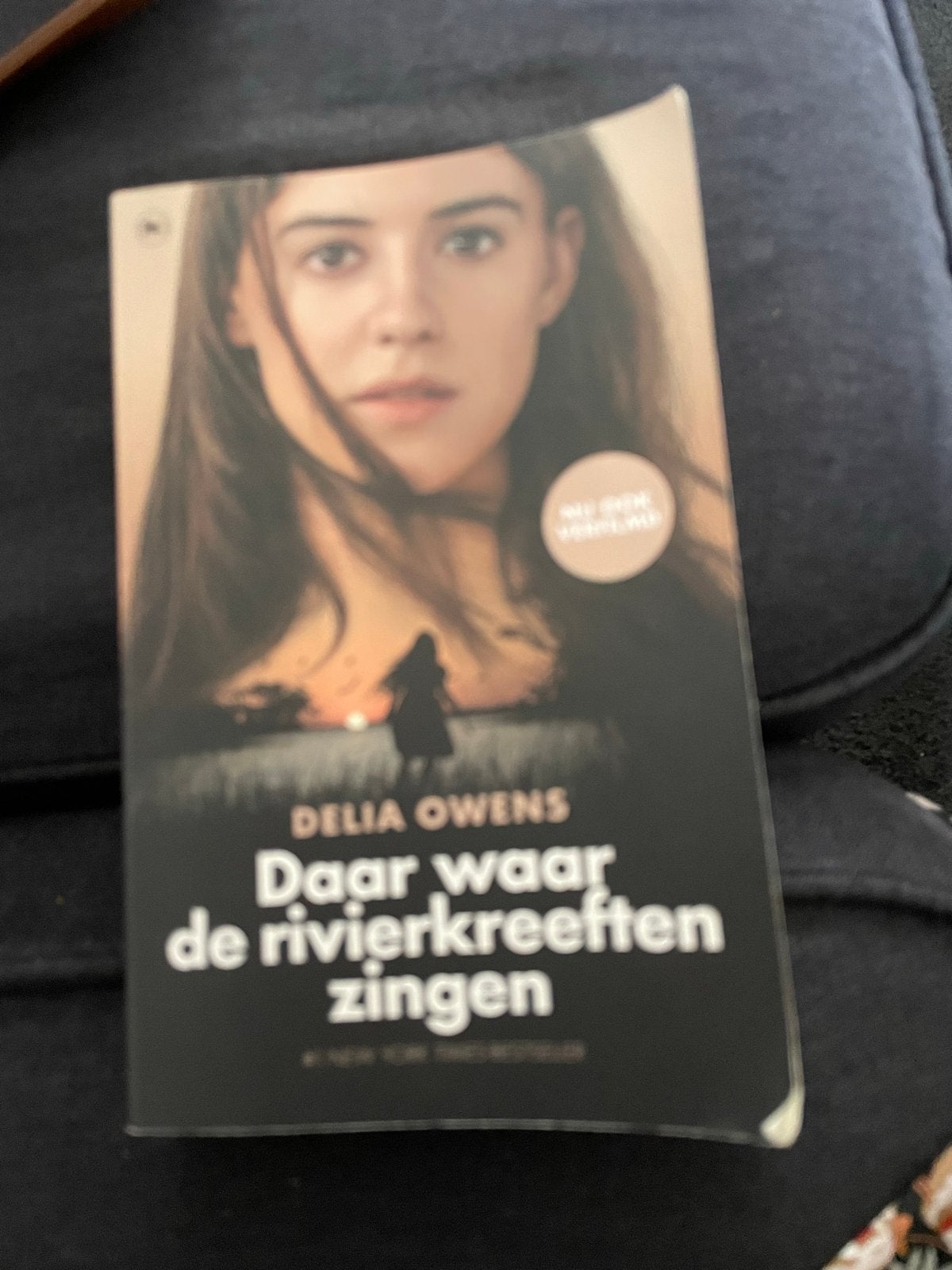 Daar waar de rivierkreeften zingen - Delia Owens, Ophalen of Verzenden, Zo goed als nieuw, Europa overig
