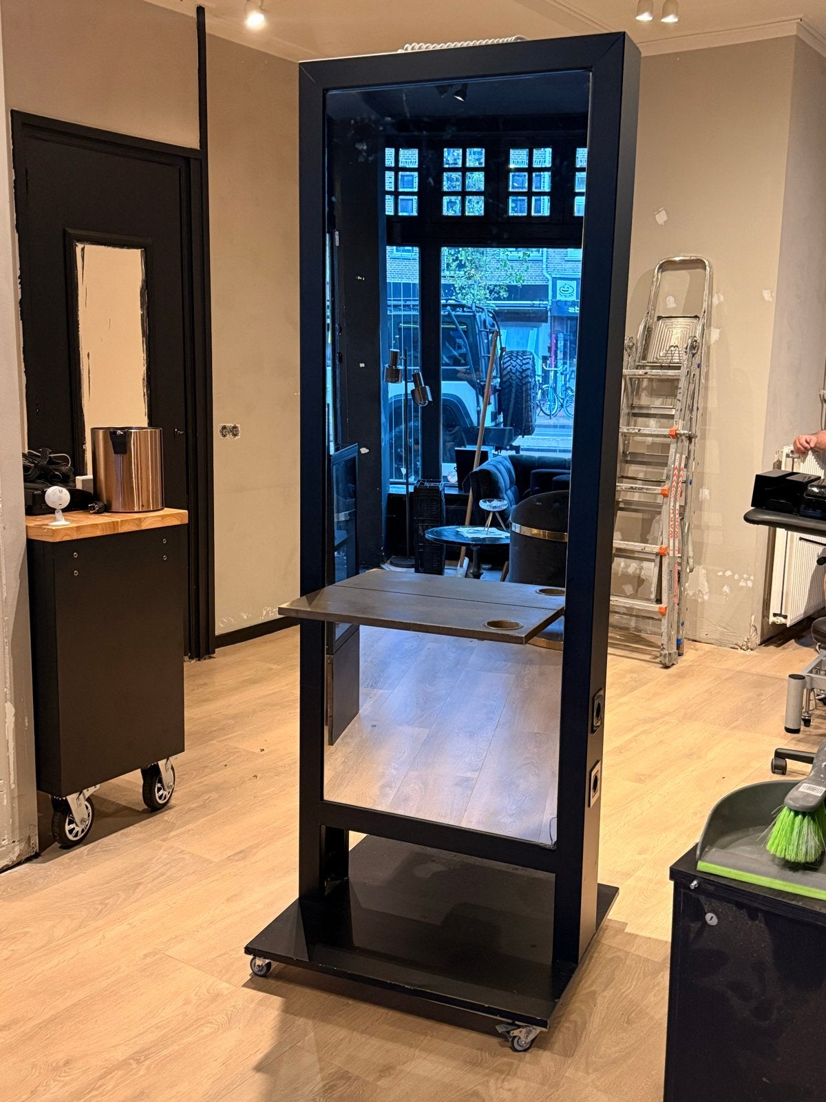 Gratis Kappersspiegel op wieltjes / tweezijdig, Ophalen, Gebruikt, 200 cm of meer, Rechthoekig