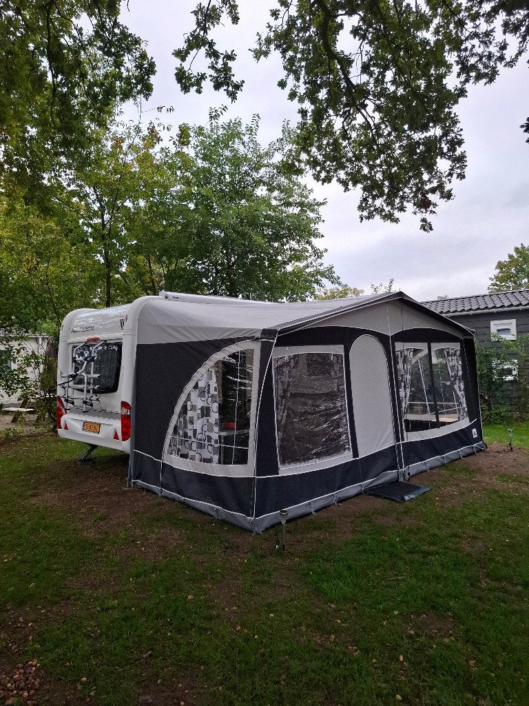 Compleet Bomvolle Hobby 455 UF Excellent 2012, Rondzit, Hobby, Dwarsbed, Kachel