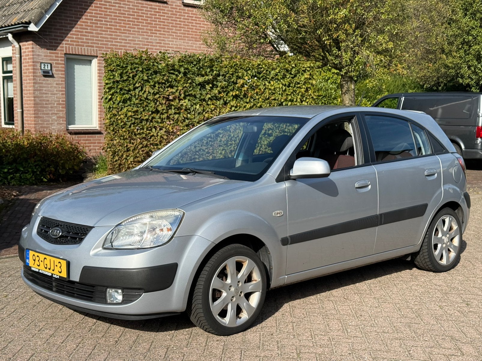 Kia Rio 1.4 HB 2008, nette auto, Auto's, Voorwielaandrijving, Stof, Zwart, 4 cilinders