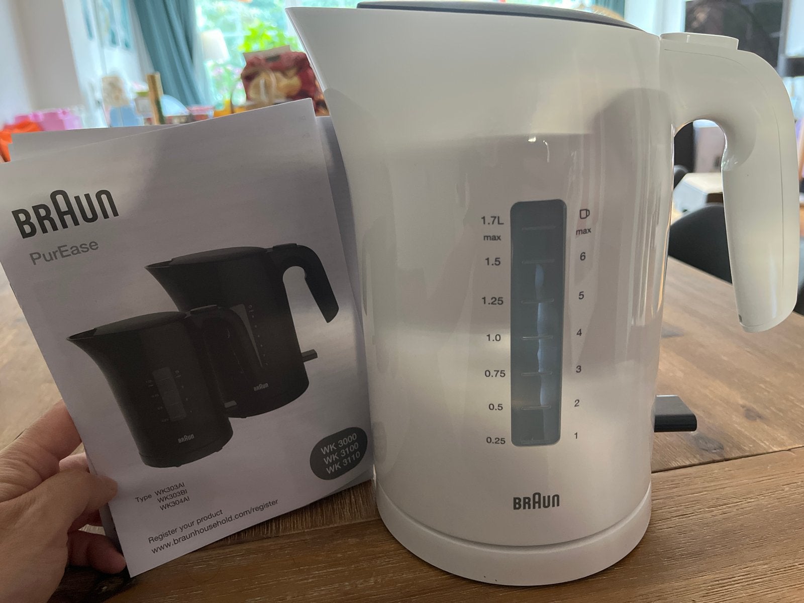 Braun PureEase WK303AI Waterkoker - Wit, 1.7L, Witgoed en Apparatuur, 1 tot 2 liter, Ophalen, Zo goed als nieuw, Draadloos