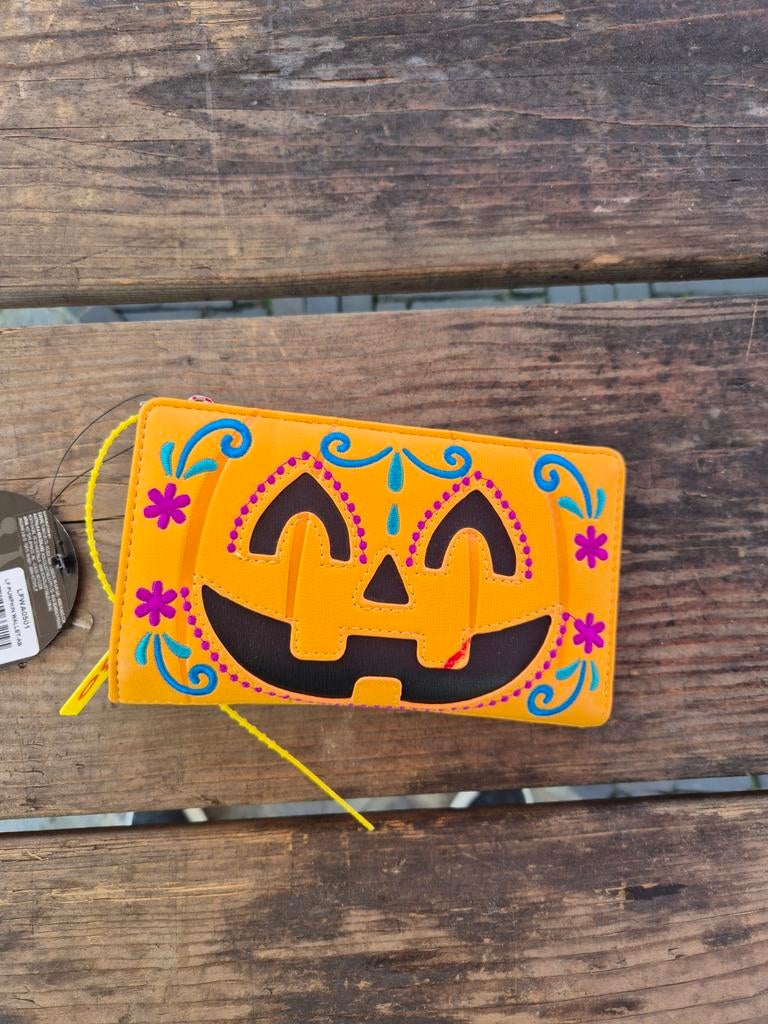 Loungefly Halloween Pompoen Portemonnee Nieuw, Ophalen of Verzenden, Nieuw, Oranje, Overige merken