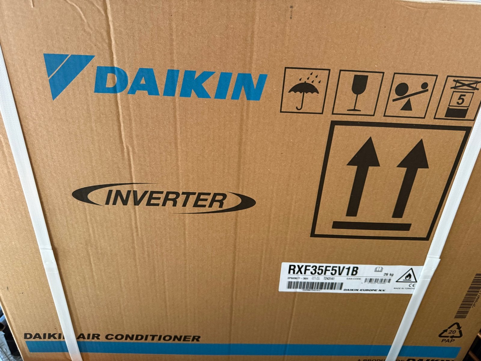 Daikin Inverter Airconditioner RXF35F5V1B - Nieuw in doos, Minder dan 60 m³, Nieuw, Ophalen of Verzenden, Koelen en Ontvochtigen