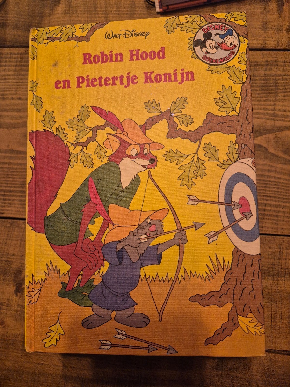 Walt Disney: Robin Hood en Pietertje Konijn, Boeken, Ophalen of Verzenden, Gelezen, Walt Disney, Sprookjes