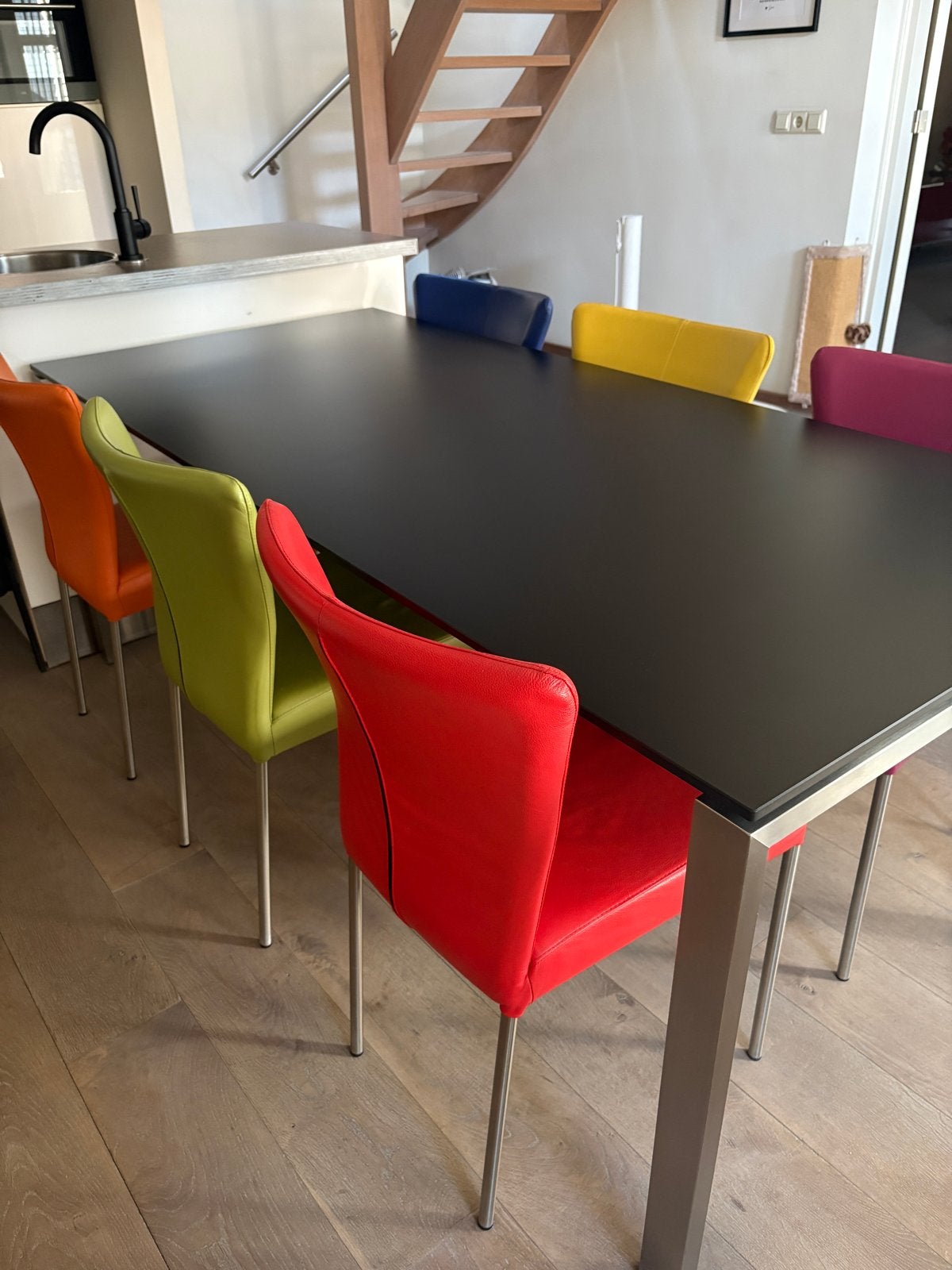 Set van 6 kleurrijke eetkamerstoelen, Huis en Inrichting, Ophalen, Gebruikt, Overige kleuren, Metaal