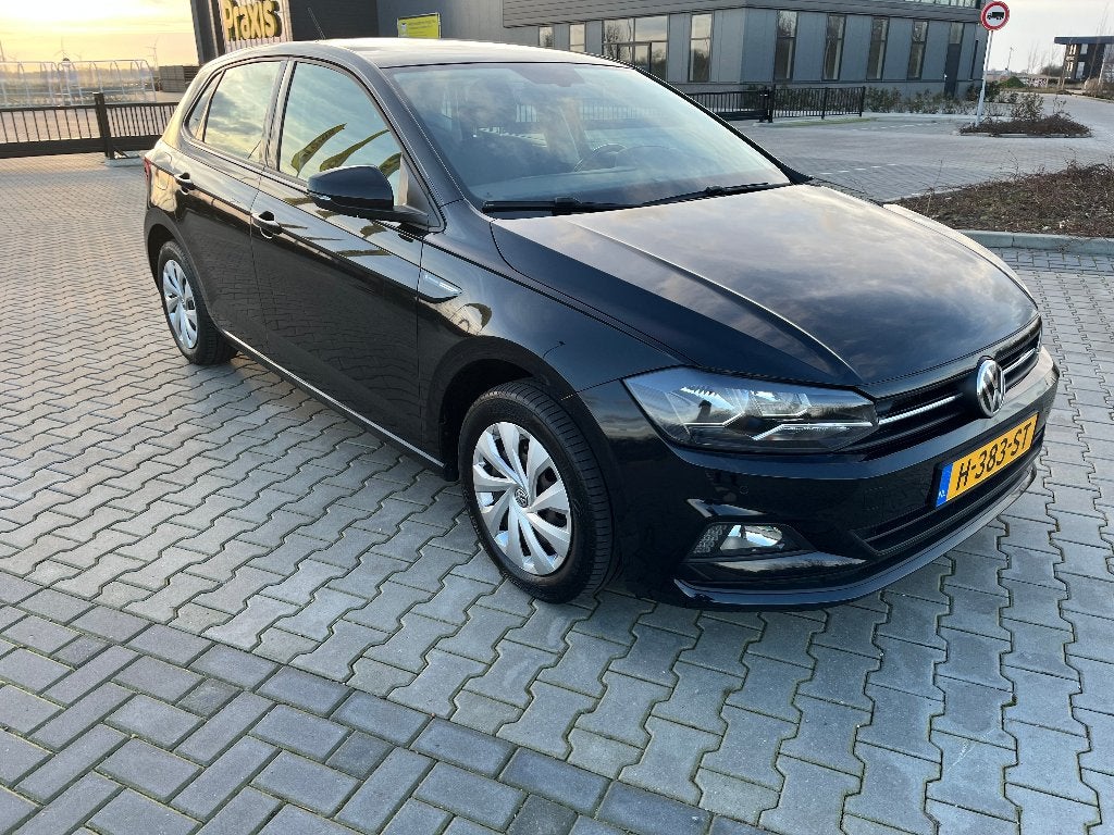 Volkswagen Polo 1.0 TSI 116pk 2020 Zwart (POUW), Auto's, Voorwielaandrijving, Stof, Zwart, 580 kg