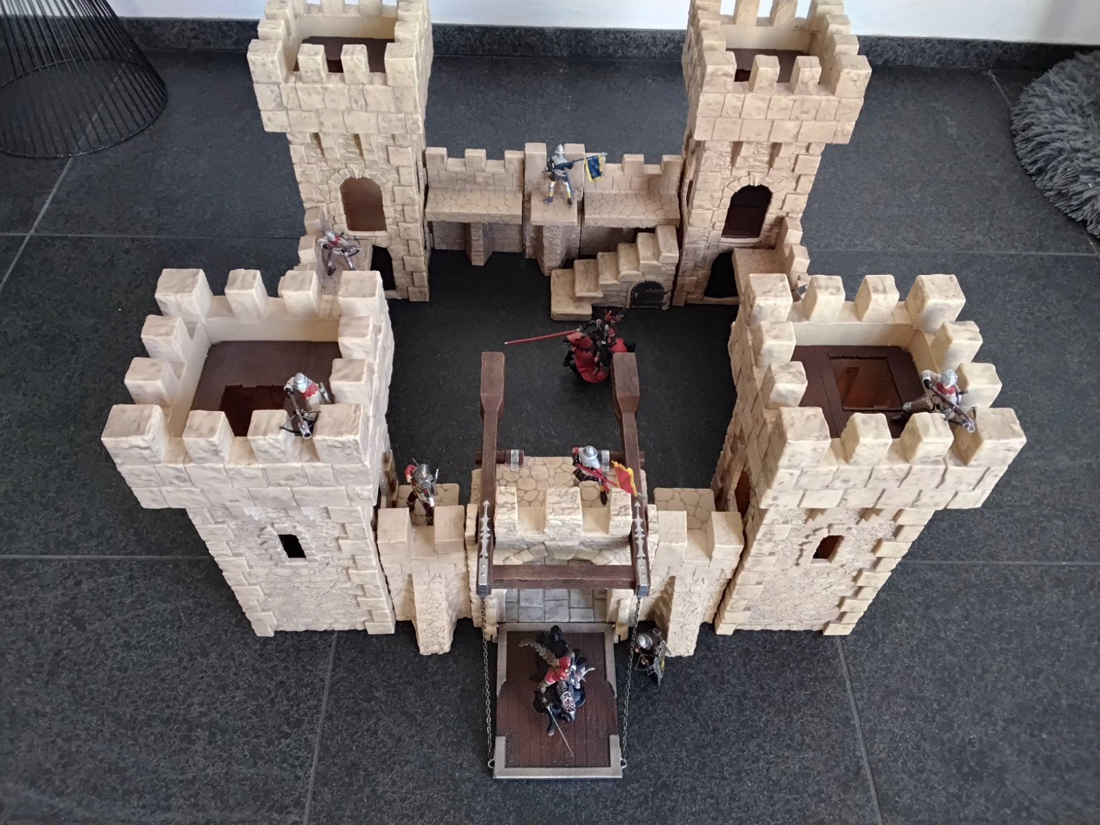 Schleich MegaGroot Ridder Kasteel incl Papo Ridders, Ophalen of Verzenden, Zo goed als nieuw