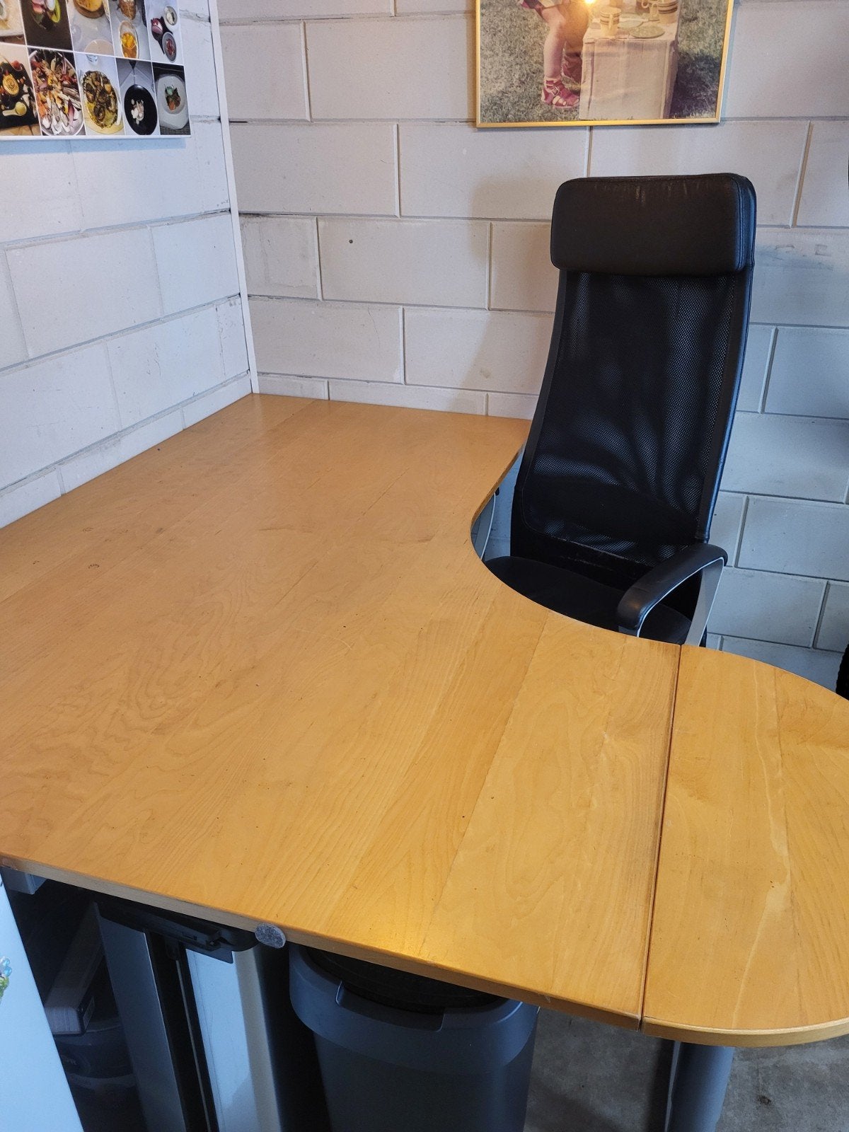 Ruim hoekbureau met bureaustoel, Huis en Inrichting, Bureaus, Ophalen, Gebruikt, Hout, Hoekbureau
