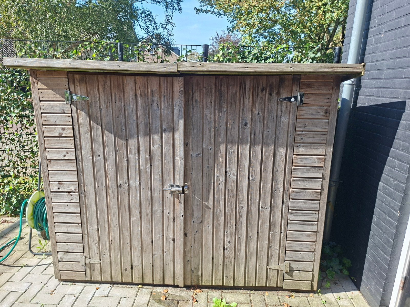 Houten fietsenschuurtje - Ideaal voor tuin of erf, Ophalen, Gebruikt, Hout, Fietsenberging