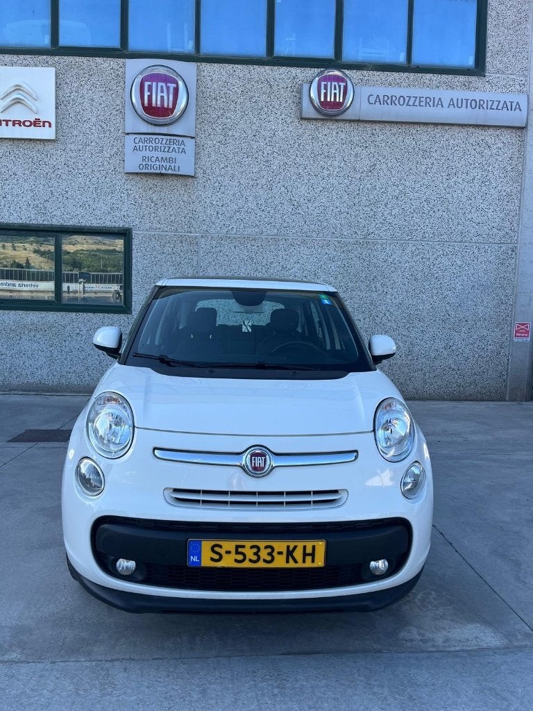 Fiat 500L 1.4 16V 95pk 2014 Wit, Auto's, Fiat, Voorwielaandrijving, Euro 5, 400 kg, Wit