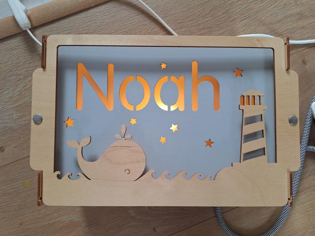 Super mooie lamp van Houtlokael naam Noah walvis vuurtoren, Ophalen, Gebruikt, Lamp