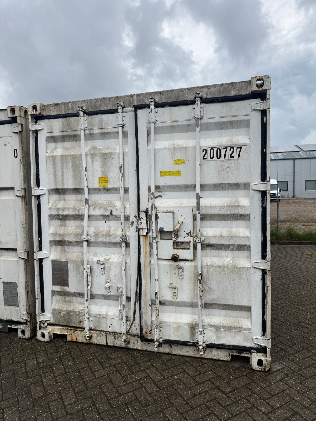 20ft container te koop - leeg opgeleverd, Ophalen