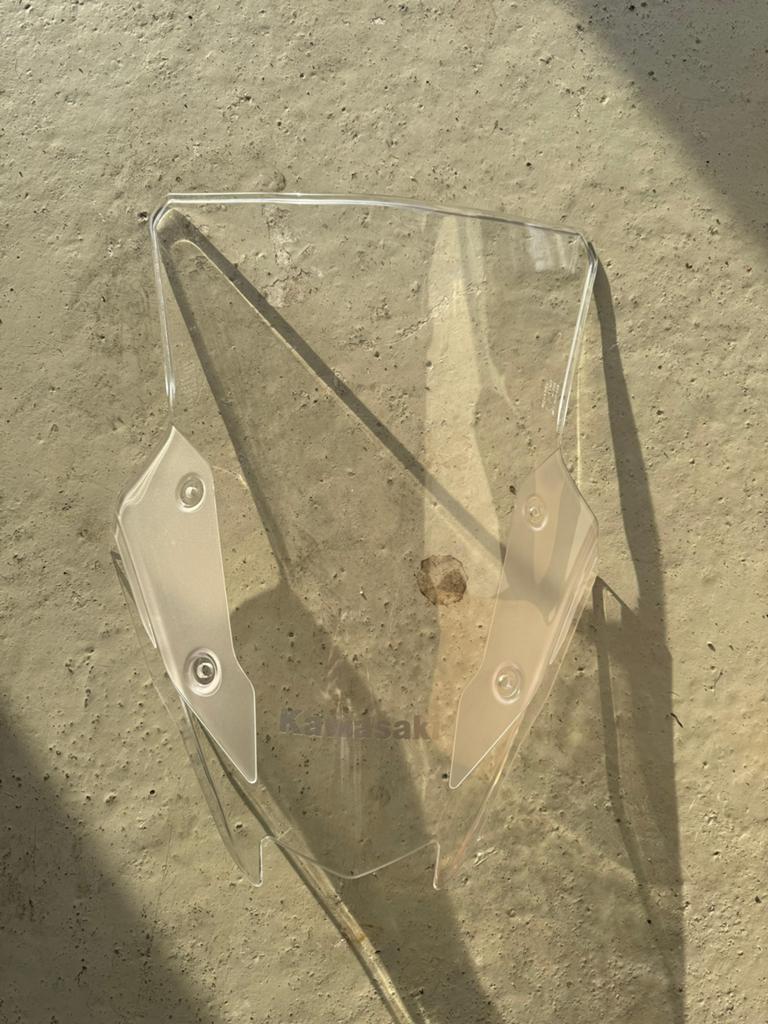 Kawasaki Versys 650 2022 windscherm, Ophalen