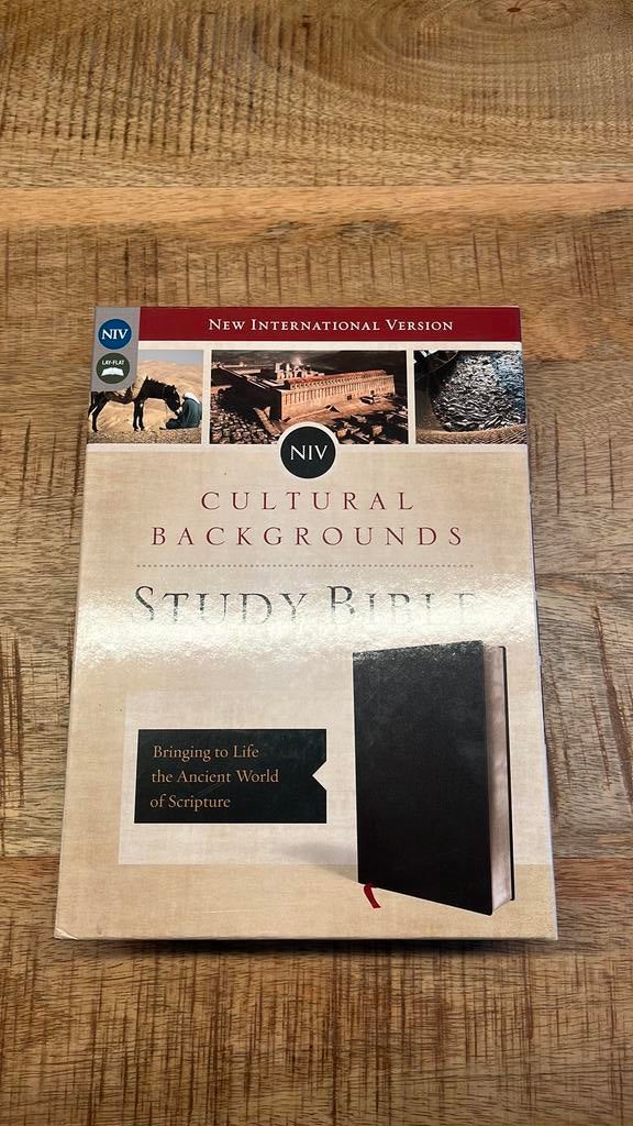 Cultural Backgrounds Study bible gebonden leer, Boeken, Ophalen of Verzenden, Zo goed als nieuw, Spiritualiteit algemeen, Achtergrond en Informatie