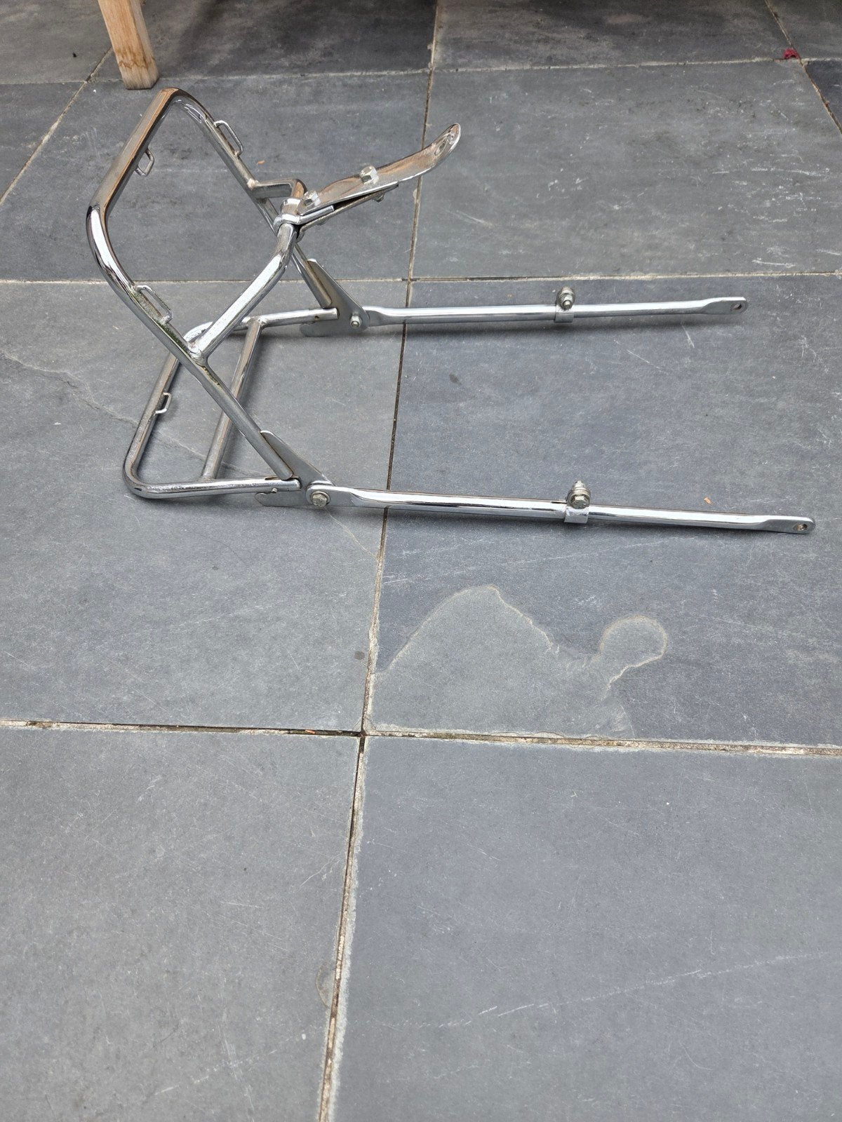 Verchroomd bagagerek voor oltimer motor/bromfiets, Motoren, Onderdelen | Oldtimers, Ophalen of Verzenden, Gebruikt