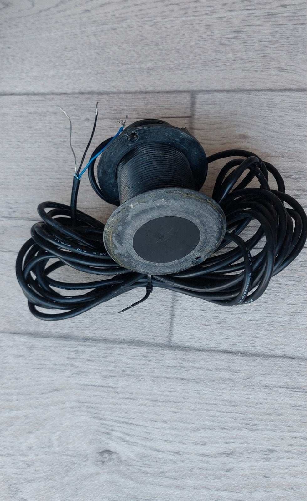 Airmar DT820 NMEA2000 235kHz Plastic Thru Hull Smart 20 grad, Watersport en Boten, Navigatiemiddelen en Scheepselektronica, Ophalen of Verzenden