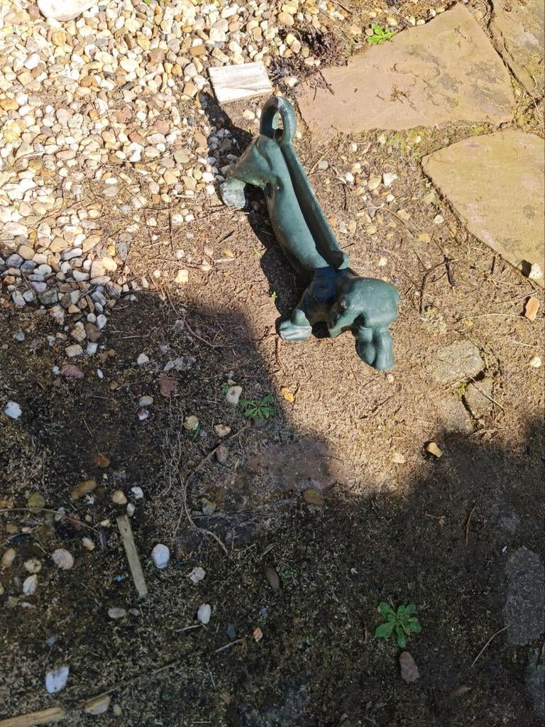 Gietijzeren Teckel Tuinbeeld - Charmante Decoratie, Tuin en Terras, Tuinbeelden, Ophalen, Gebruikt, Metaal, Dierenbeeld