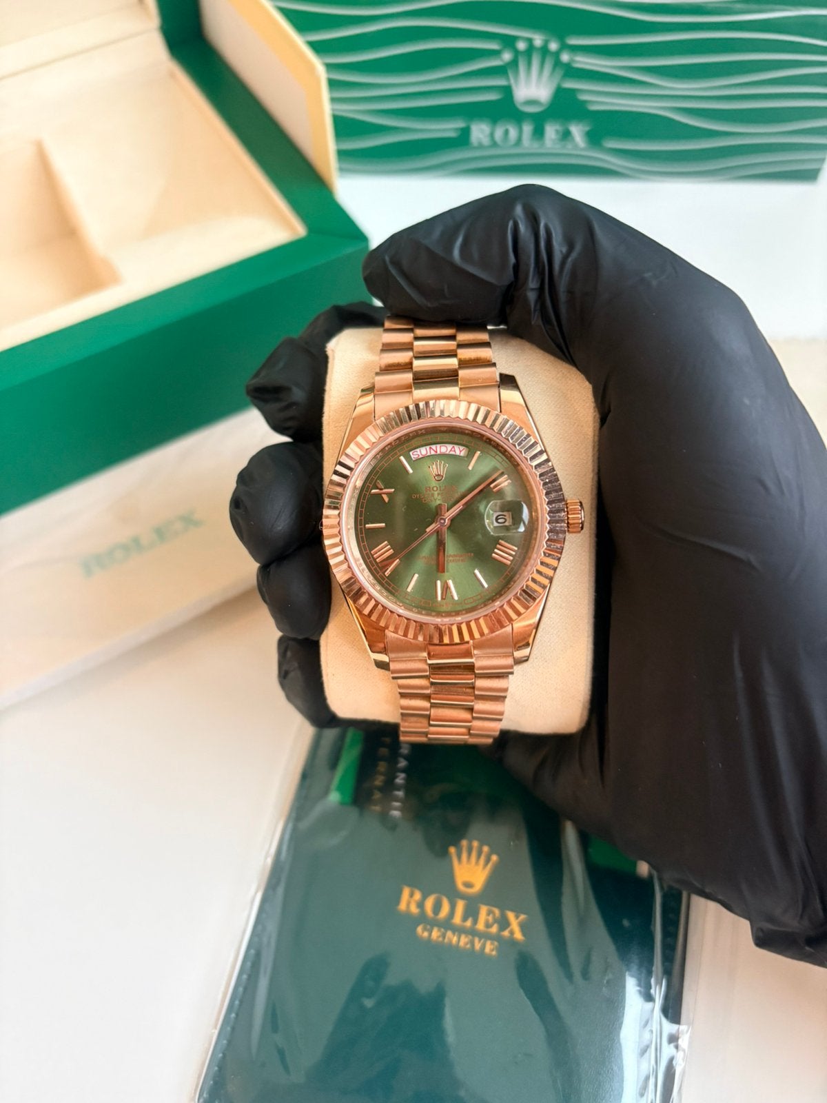 Rolex Daydate Rose Gold Dark Green Dial “Dubbel Link”, Sieraden, Tassen en Uiterlijk, Horloges | Heren, Rolex, Verzenden, Polshorloge