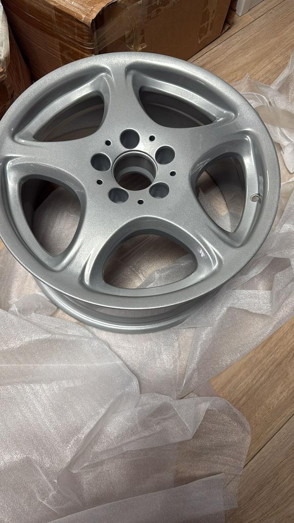 3x Mercedes velgen 17 inch 8J als nieuw gepoedercoat 5x112, Auto-onderdelen, Banden en Velgen, Velg(en), Nieuw, 17 inch, Ophalen of Verzenden
