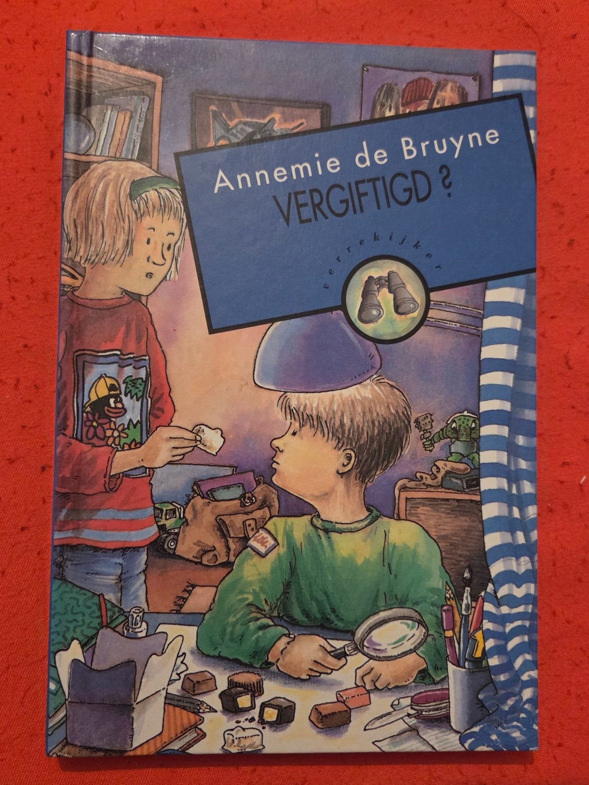 Bruyne - Vergiftigd, gelezen, Ophalen of Verzenden, Gelezen, Bruyne, Fictie algemeen