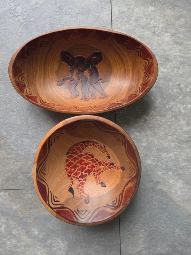 Houten schaaltjes uit Afrika, Schaal, Rond, Ophalen of Verzenden, Zo goed als nieuw