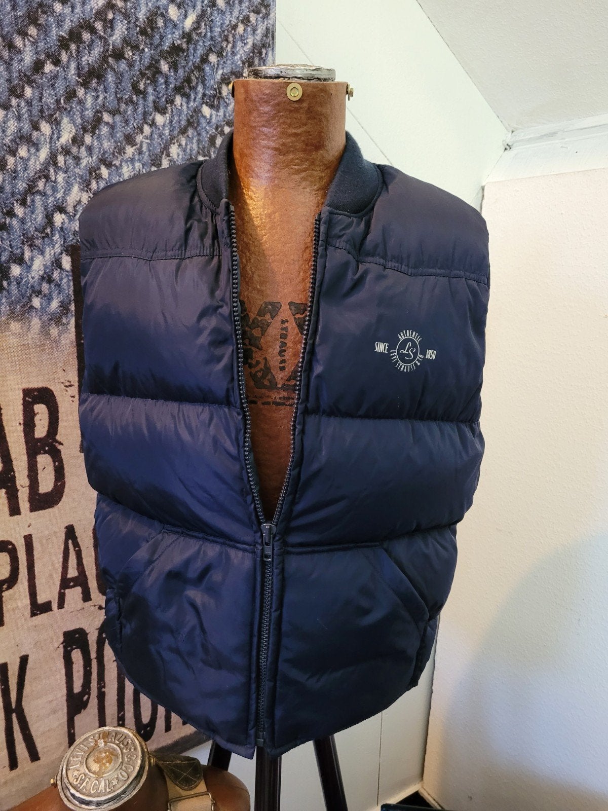 Vintage Levi's bodywarmer dons - Maat M, Kleding | Heren, Ophalen, Levi's, Zo goed als nieuw, Maat 48/50 (M)