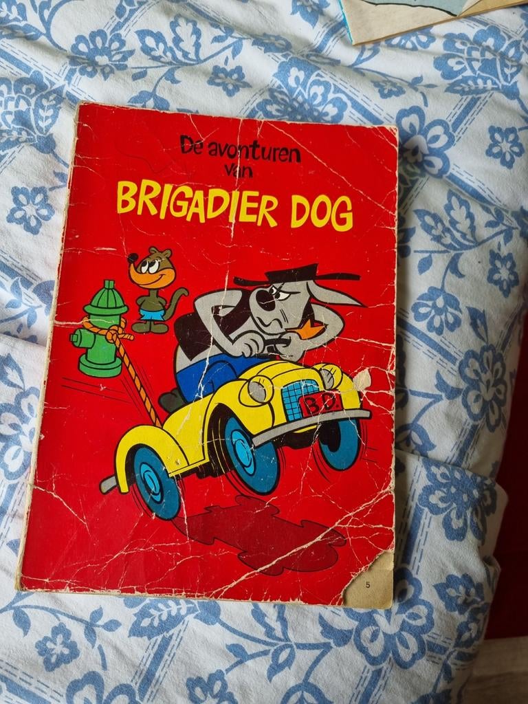 De avonturen van Brigadier Dog - Vintage stripboek, Eén stripboek, Ophalen of Verzenden, Gelezen