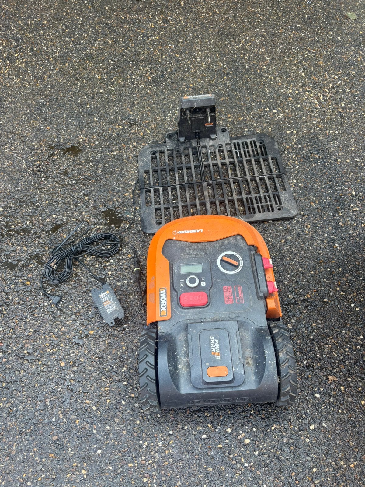 Worx robotmaaier landroid L1000, Ophalen, Gebruikt, W, W