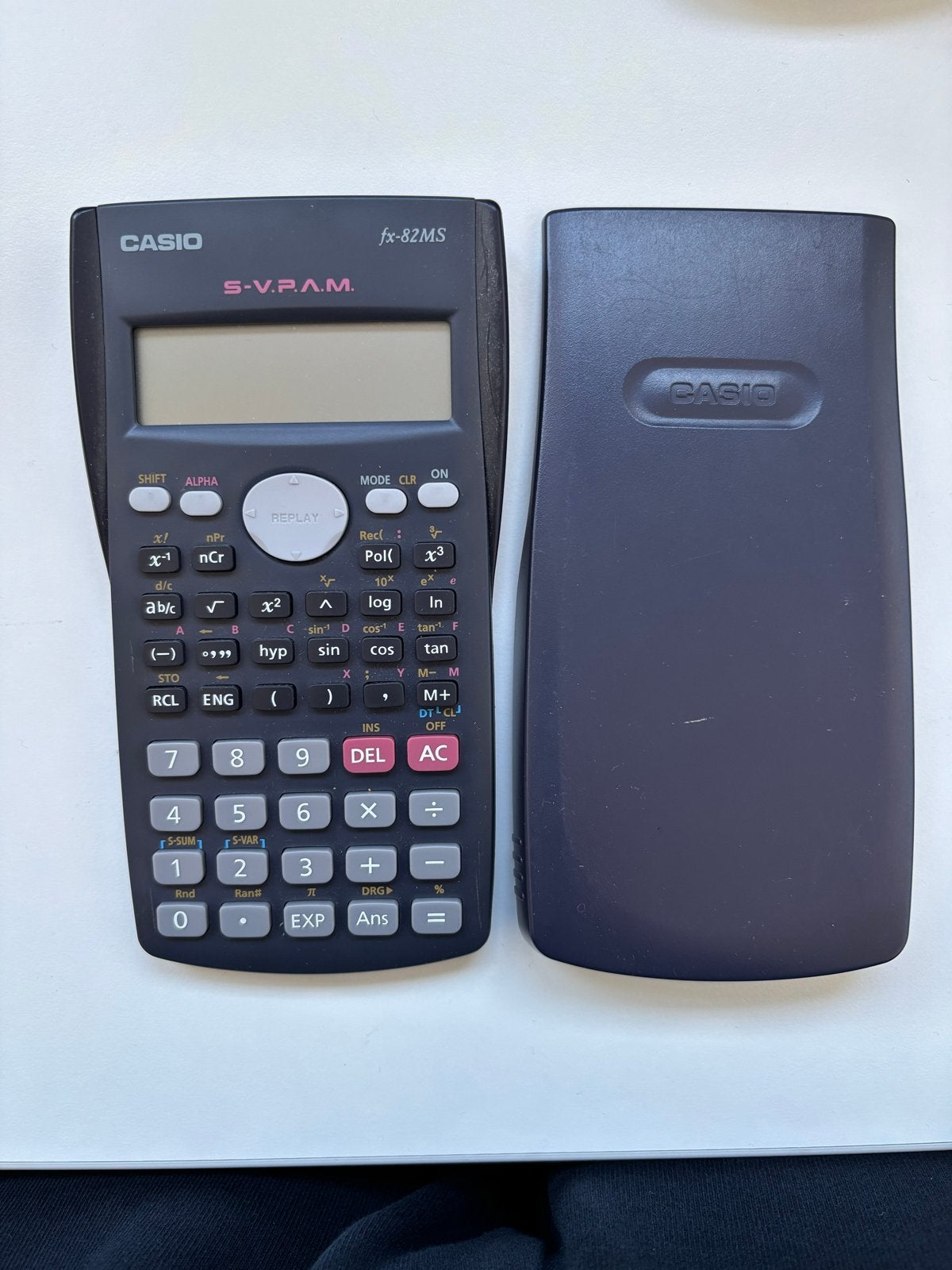 Casio fx-82MS rekenmachine, Ophalen of Verzenden, Zo goed als nieuw