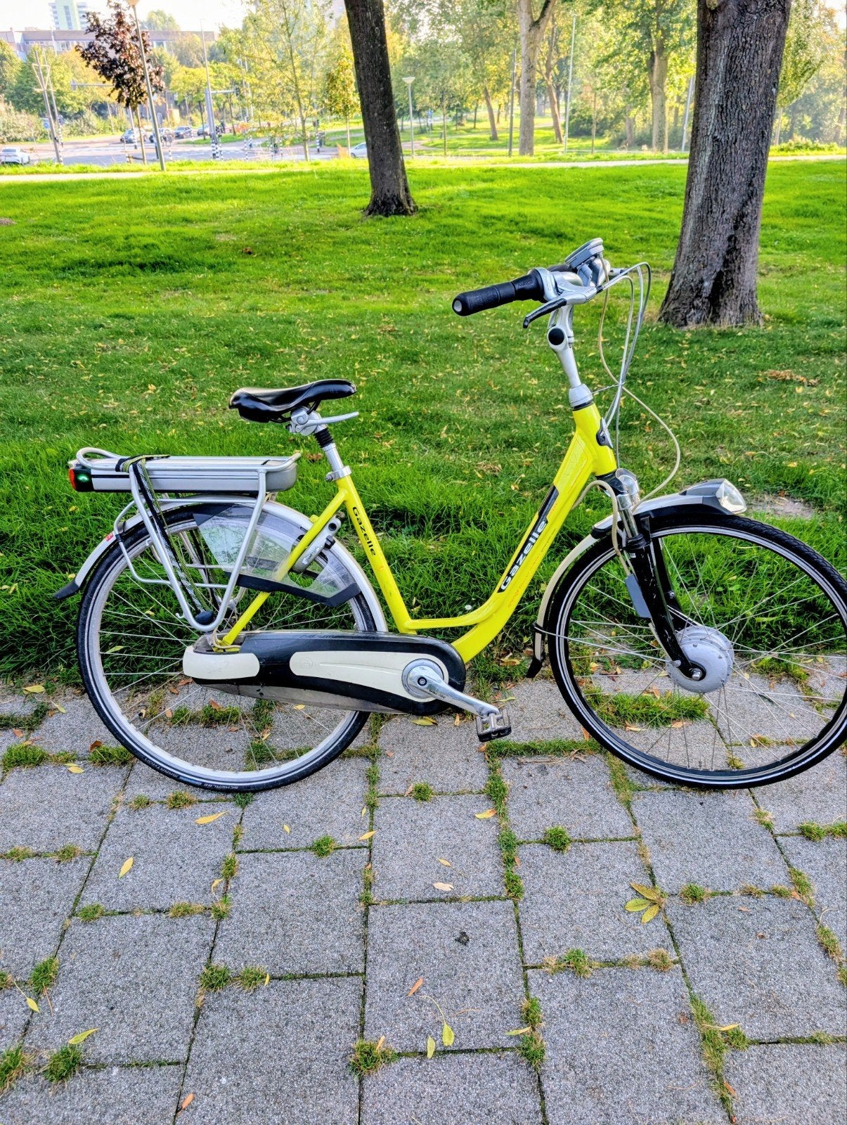 Elektrische fiets Gazelle innergy (Limited edition), Ophalen, Zo goed als nieuw, 47 tot 51 cm, 50 km per accu of meer