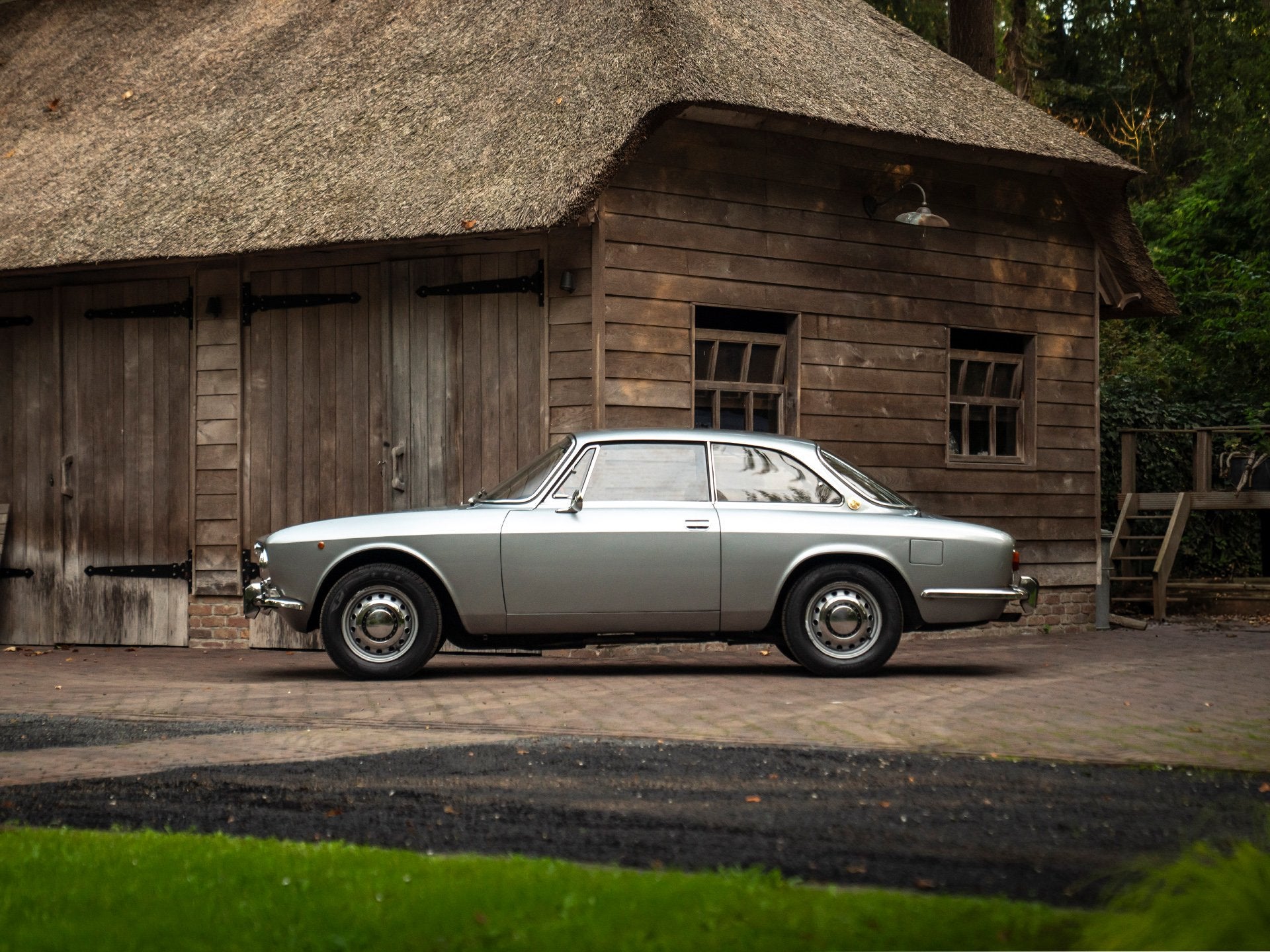 Alfa Romeo 1750 GTV (bj 1971), foto 4