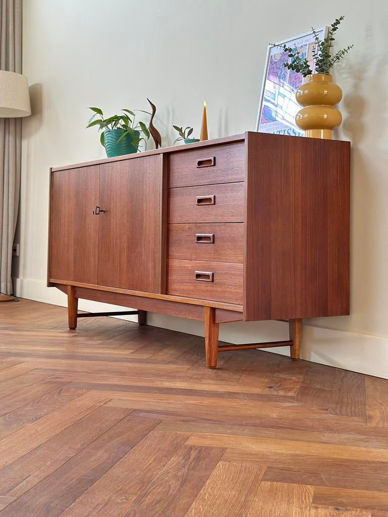 Vintage dressoir lowboard teak hout jaren 50/60/70, Ophalen, Gebruikt, Met deur(en), 150 tot 200 cm