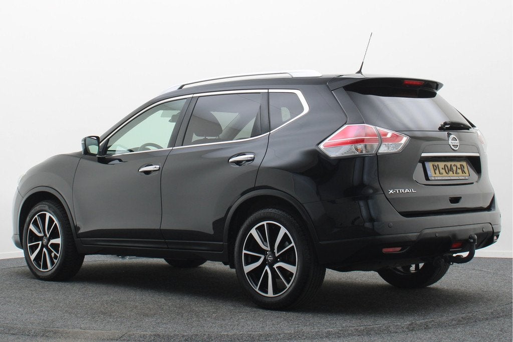 Nissan X-Trail 1.6 DIG-T N-Connecta 360 Camera, Panoramada, Auto's, Nissan, Voorwielaandrijving, 4 cilinders, Zwart, Origineel Nederlands